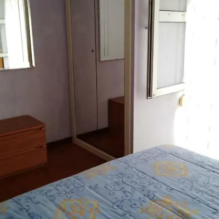 아파트 Acogedor Apartamento Sancibrián